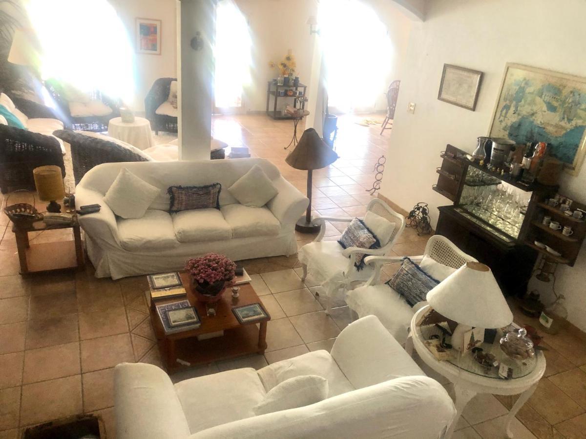 Villa Saint Tropez カボ・フリオ エクステリア 写真