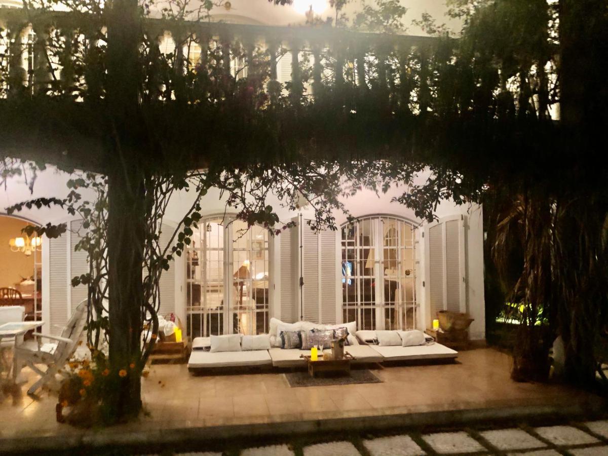 Villa Saint Tropez カボ・フリオ エクステリア 写真
