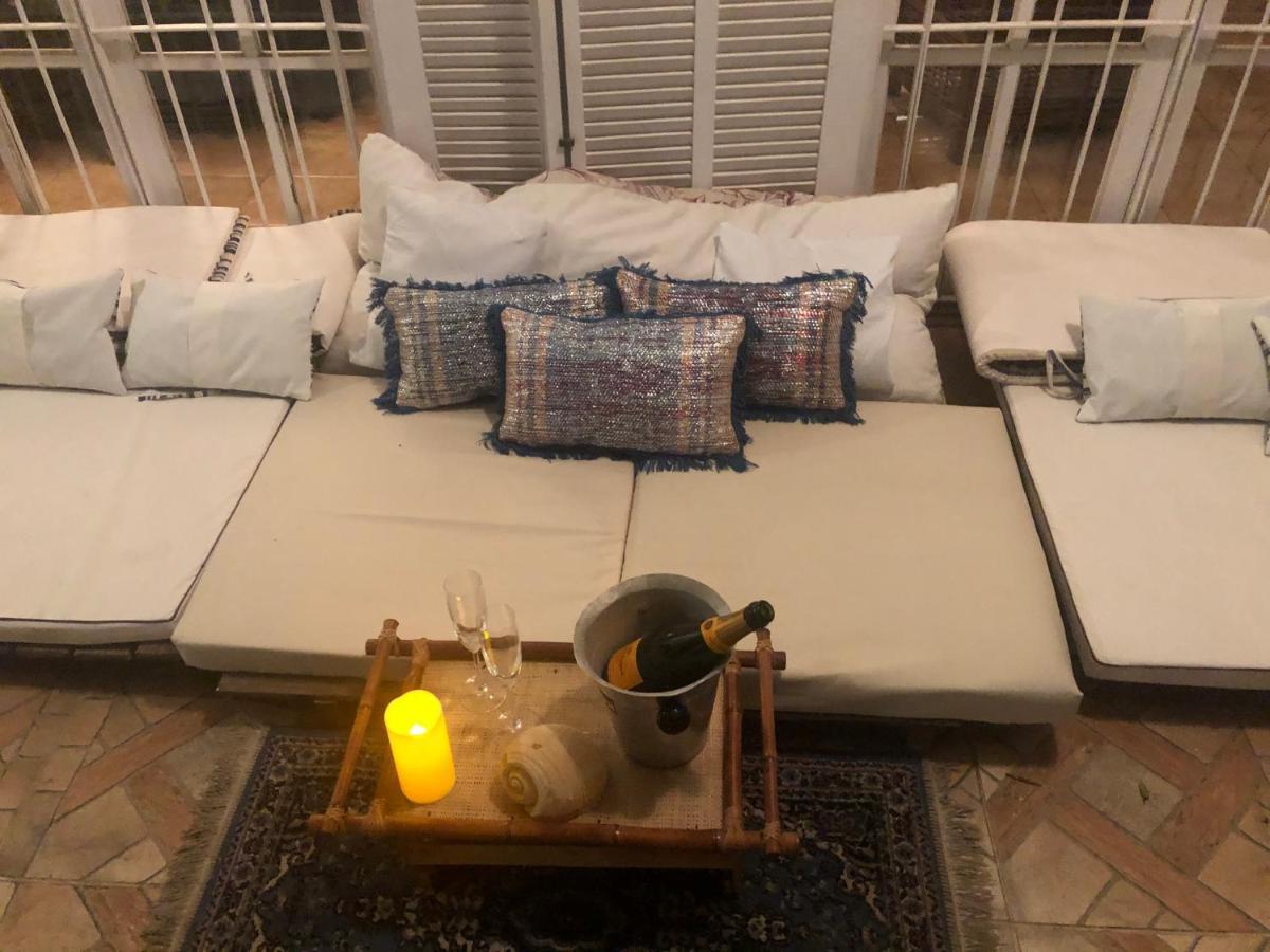 Villa Saint Tropez カボ・フリオ エクステリア 写真