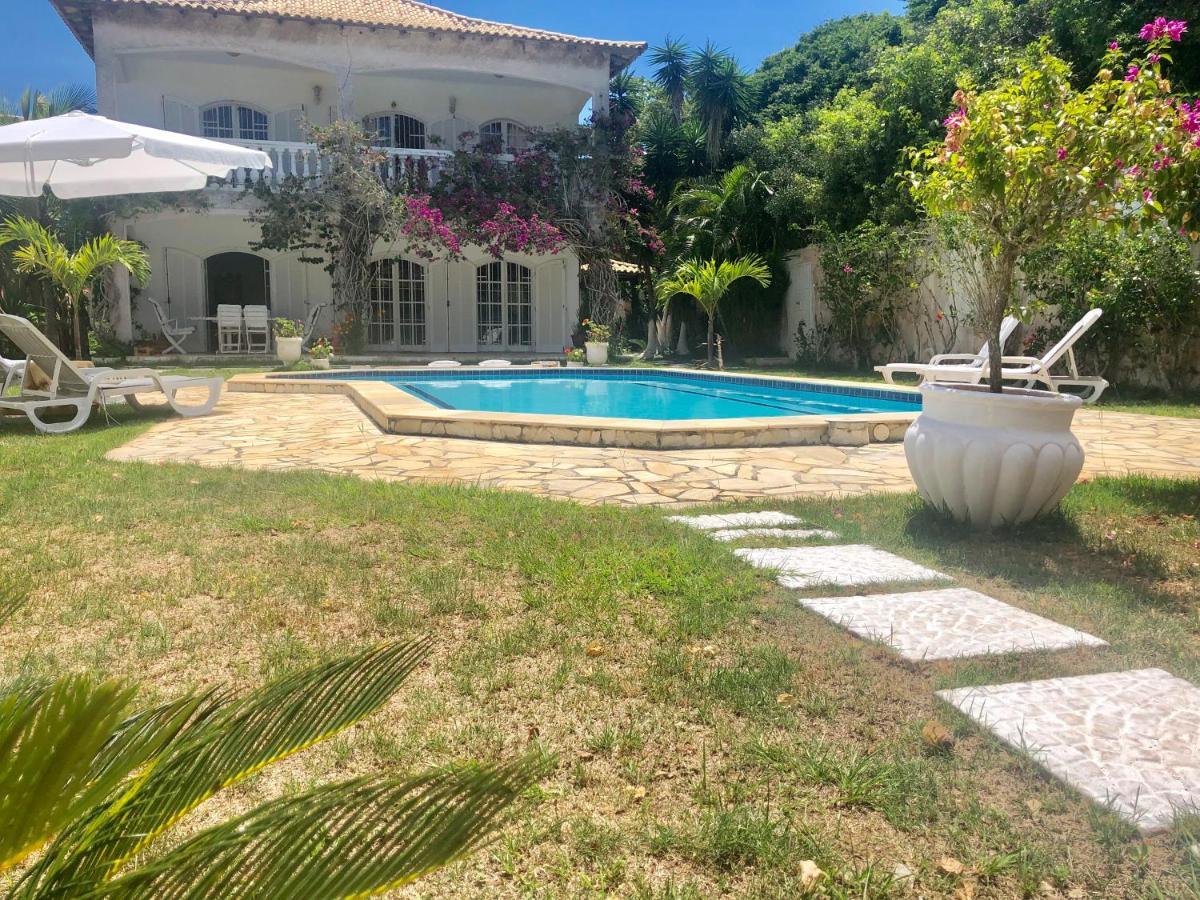 Villa Saint Tropez カボ・フリオ エクステリア 写真